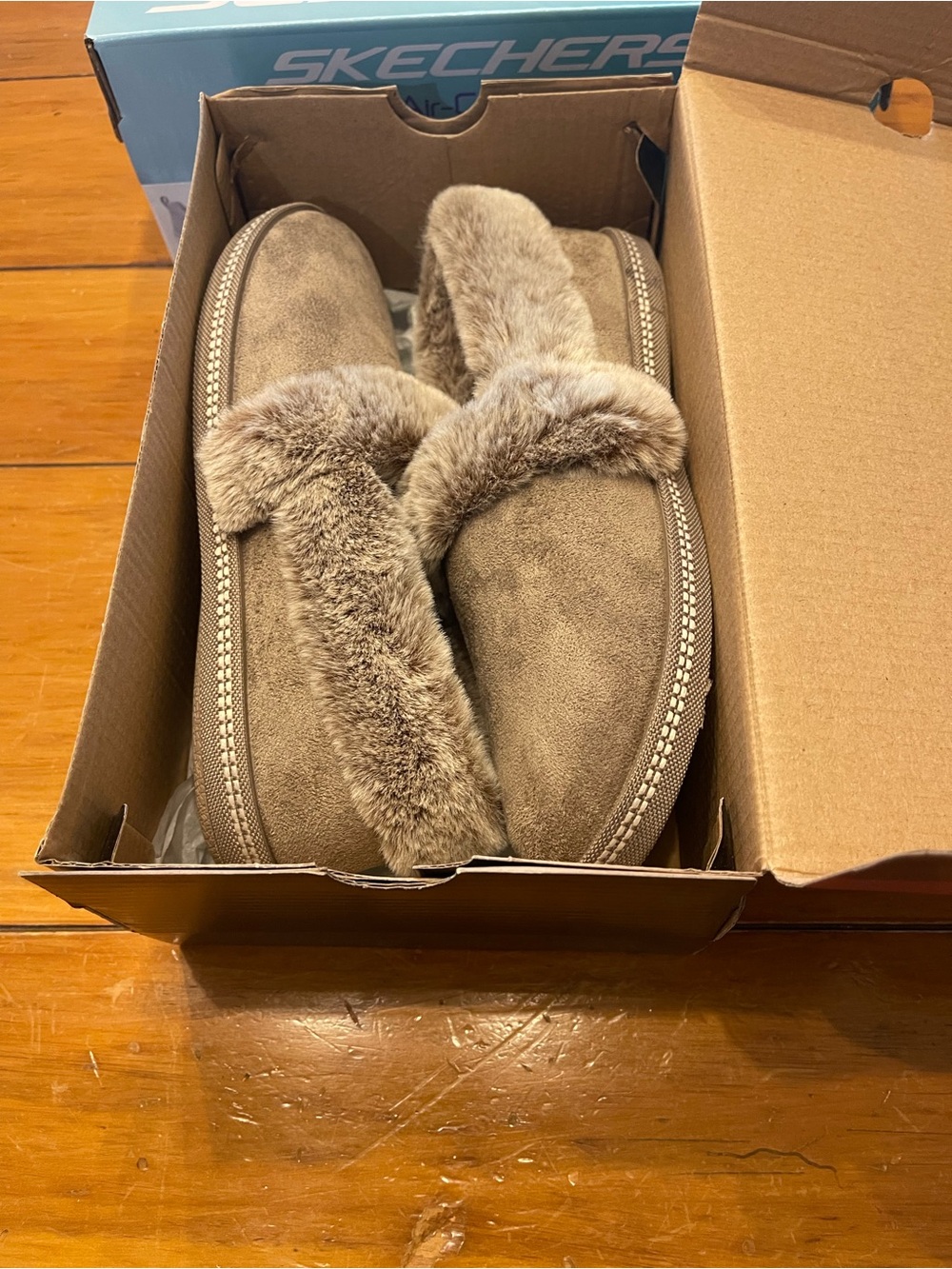 Skechers Plush Faux Fur-Lined Slip-On Slippers in Taupe New With Tags.